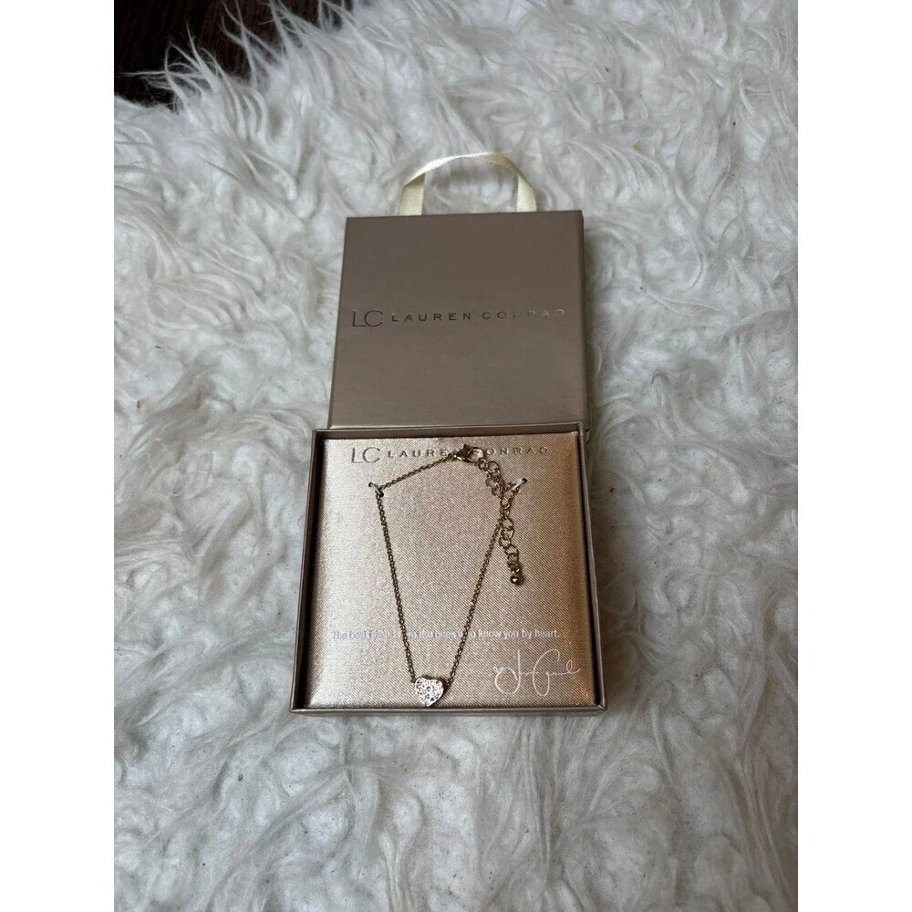 Lauren Conrad LC Crystal Heart Bracelet Rose Gold Tone Adjustable Chain With box